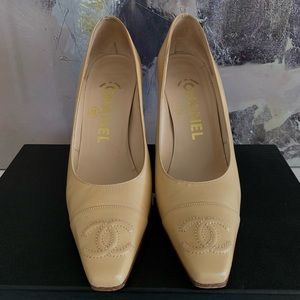 Chanel Leather Classic Pump